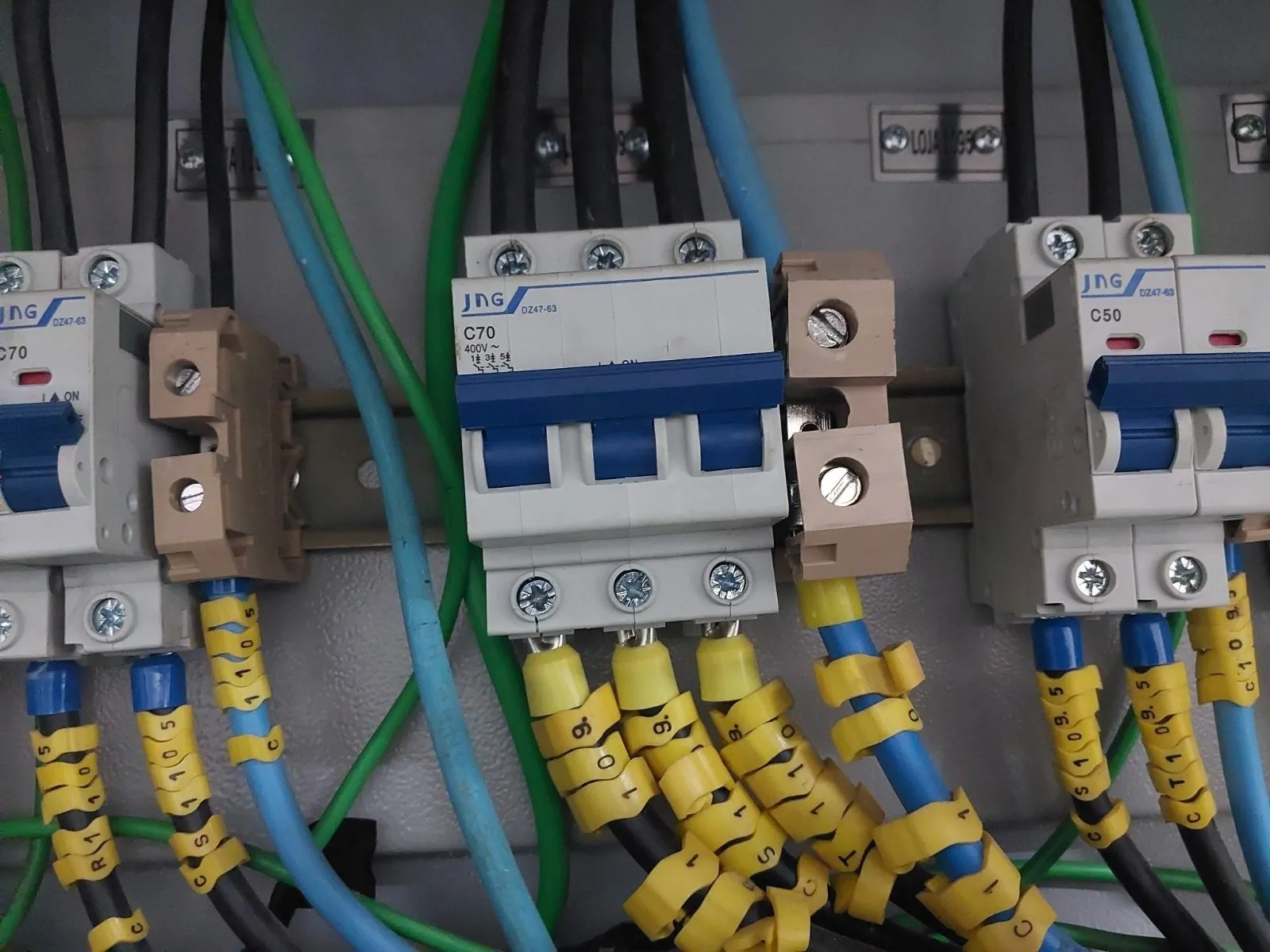 Contrato de manutenção preventiva elétrica em São Paulo